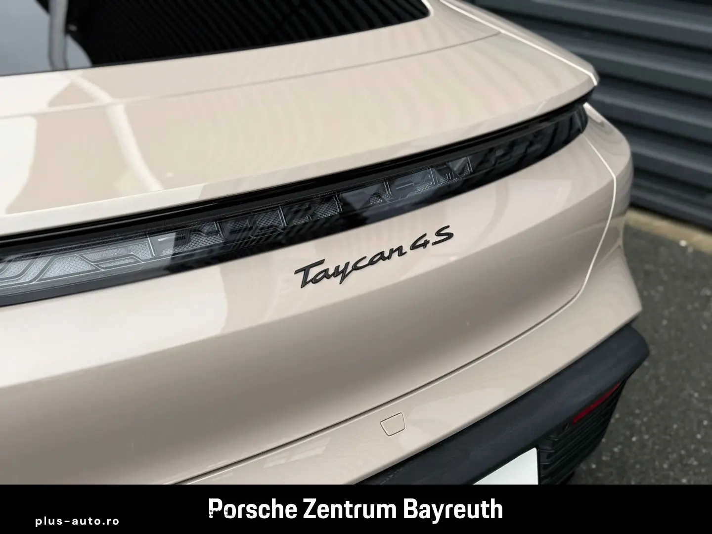 PORSCHE Taycan 4S  PERF.-BATTERIE  ACC MISSION E BOSE