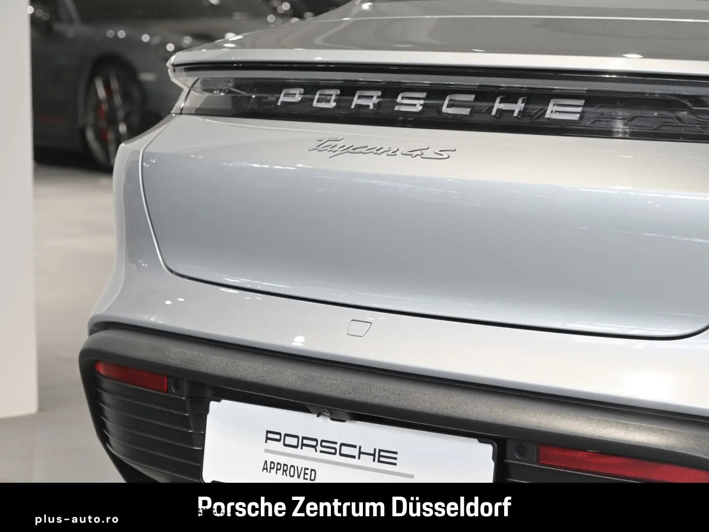PORSCHE Taycan 4S Head-Up LED-Matrix Surround-View