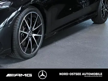 Mercedes-Benz CLA 200 AMG NIGHT SUPERSCREEN BURMESTER