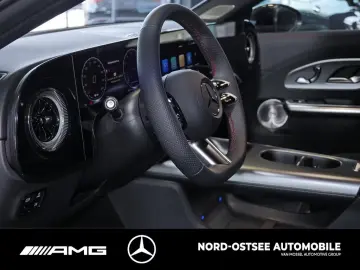 Mercedes-Benz CLA 200 AMG NIGHT SUPERSCREEN BURMESTER