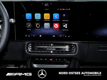 Mercedes-Benz CLA 200 AMG NIGHT SUPERSCREEN BURMESTER