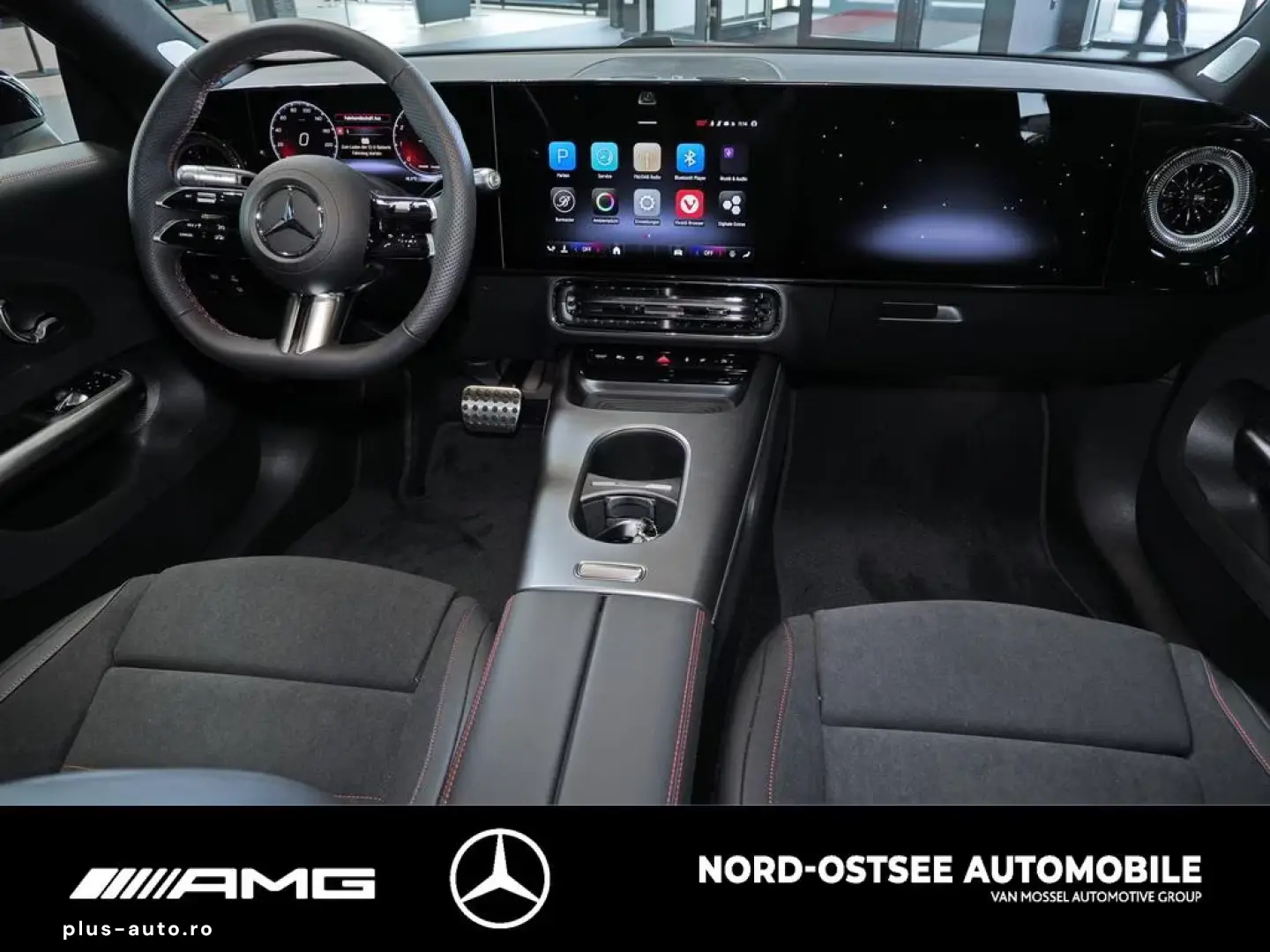 Mercedes-Benz CLA 200 AMG NIGHT SUPERSCREEN BURMESTER