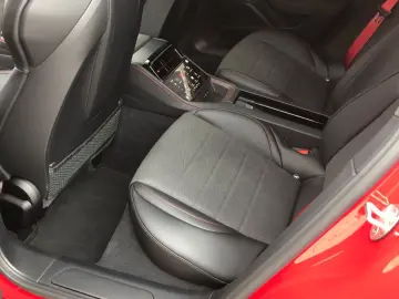 PORSCHE Panamera GTS