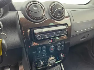 Dacia Duster Benzina