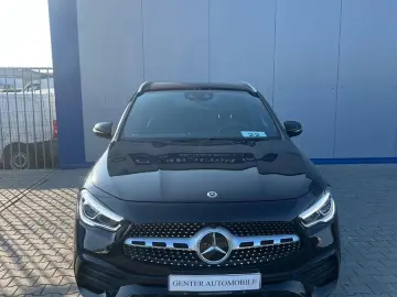 MERCEDES-BENZ GLA 250 4MATIC 8G AMG PANORAMA LED KAMERA