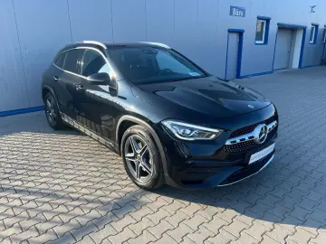 MERCEDES-BENZ GLA 250 4MATIC 8G AMG PANORAMA LED KAMERA