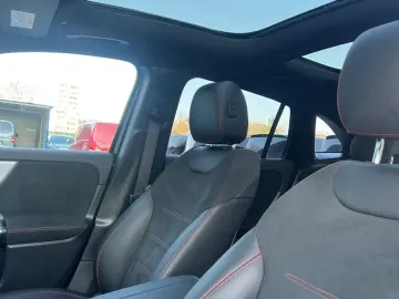 MERCEDES-BENZ GLA 250 4MATIC 8G AMG PANORAMA LED KAMERA