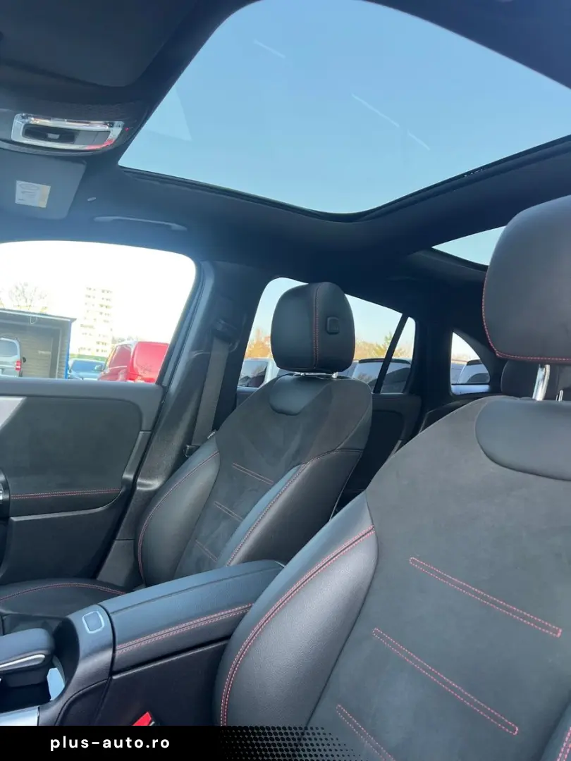 MERCEDES-BENZ GLA 250 4MATIC 8G AMG PANORAMA LED KAMERA