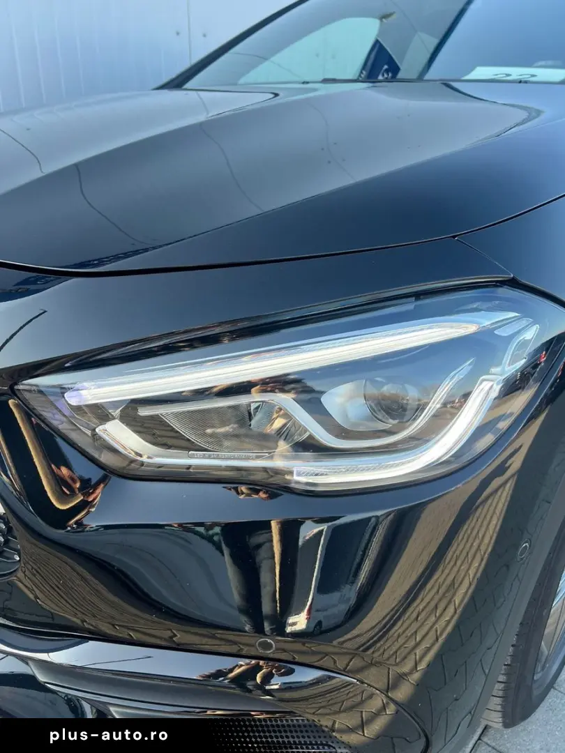 MERCEDES-BENZ GLA 250 4MATIC 8G AMG PANORAMA LED KAMERA