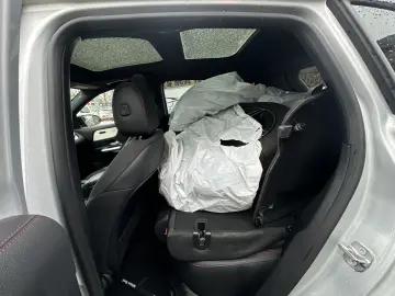 MERCEDES-BENZ GLA 220 d 4M 8G-DCT AMG Plus Pano