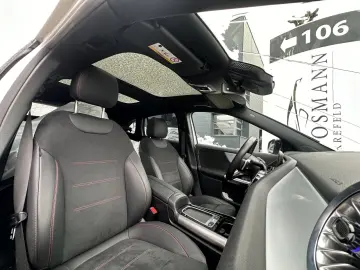 MERCEDES-BENZ GLA 220 d 4M 8G-DCT AMG Plus Pano