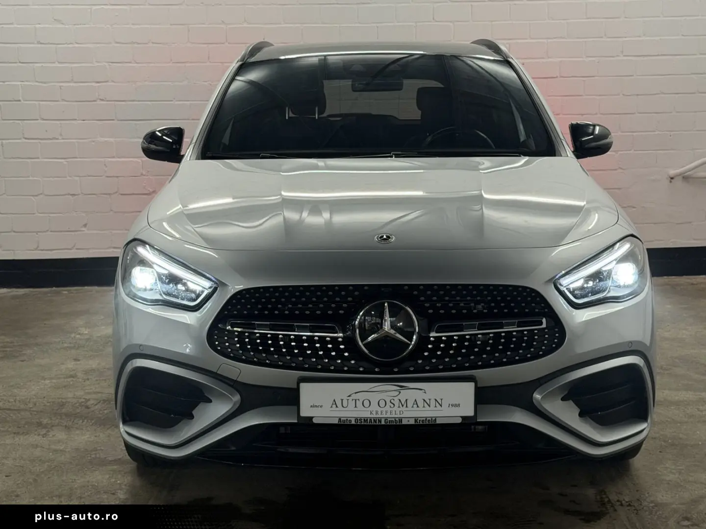 MERCEDES-BENZ GLA 220 d 4M 8G-DCT AMG Plus Pano