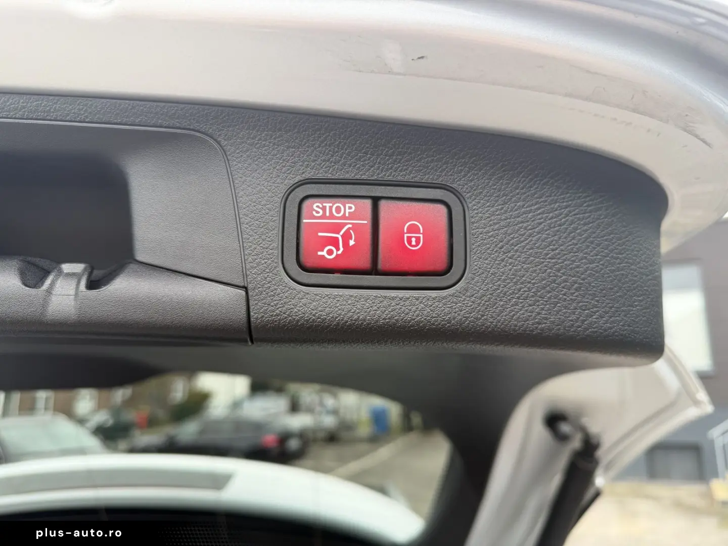 MERCEDES-BENZ GLA 220 d 4M 8G-DCT AMG Plus Pano