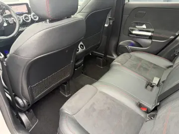 MERCEDES-BENZ GLA 220 d 4M 8G-DCT AMG Plus Pano