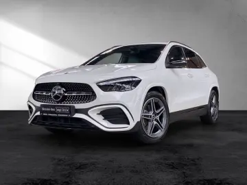 MERCEDES-BENZ GLA 220 4M AMG Night Winter-P. 360  Distr.