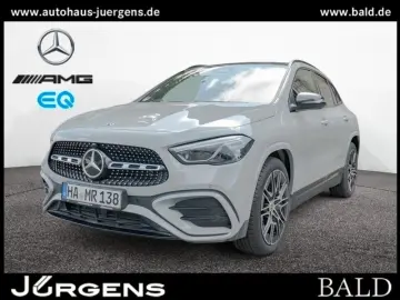 MERCEDES-BENZ GLA 250 4M AMG-Sport Pano Night Distr