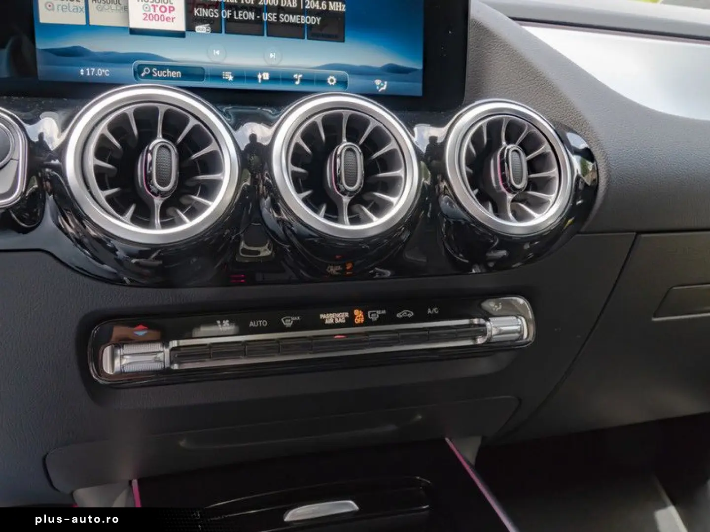 MERCEDES-BENZ GLA 250 4M AMG-Sport Pano Night Distr