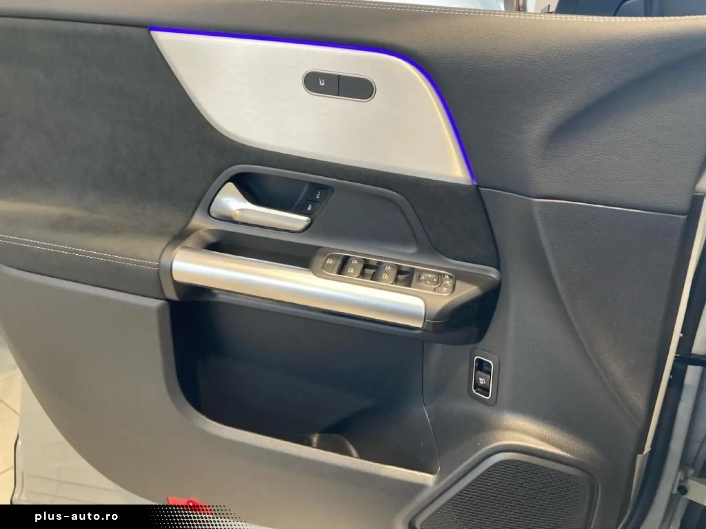 MERCEDES-BENZ GLA 220 4M AMG Night DISTRON MULTIBEAM