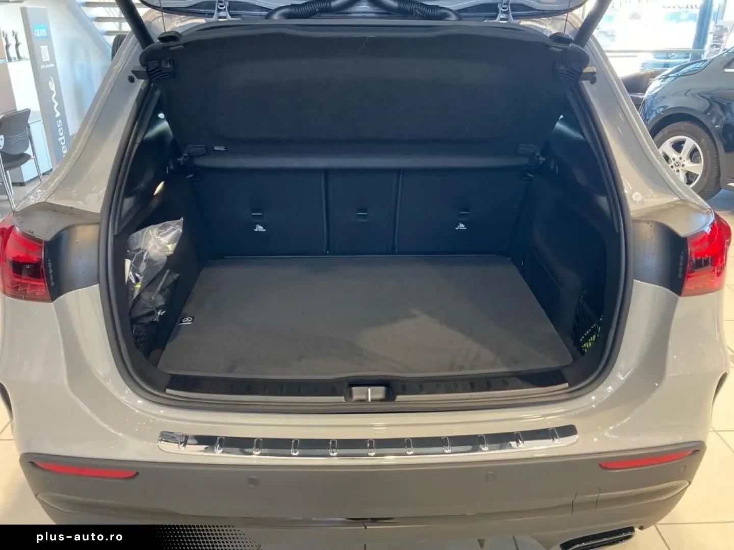 MERCEDES-BENZ GLA 220 4M AMG Night DISTRON MULTIBEAM