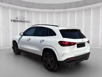 MERCEDES-BENZ GLA 220 d 4M AMG Night Panorama 360