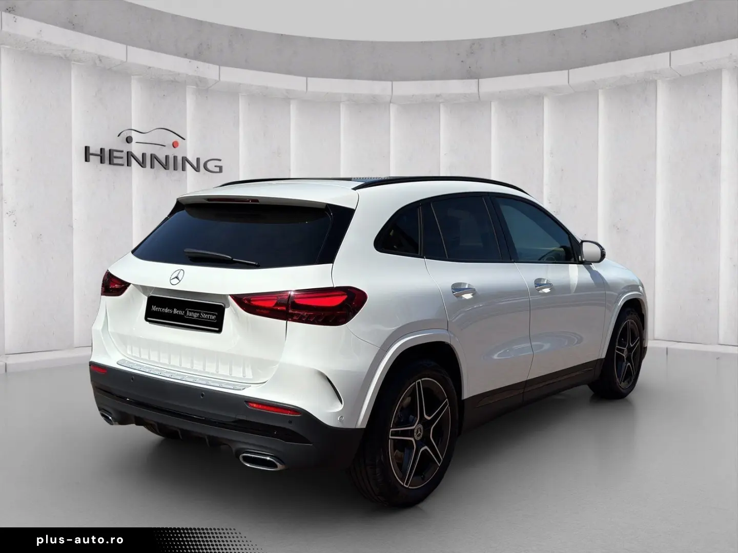 MERCEDES-BENZ GLA 220 d 4M AMG Night Panorama 360