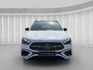 MERCEDES-BENZ GLA 220 d 4M AMG Night Panorama 360