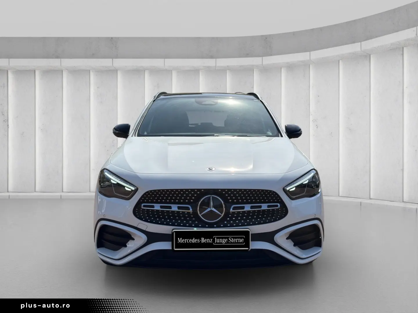 MERCEDES-BENZ GLA 220 d 4M AMG Night Panorama 360