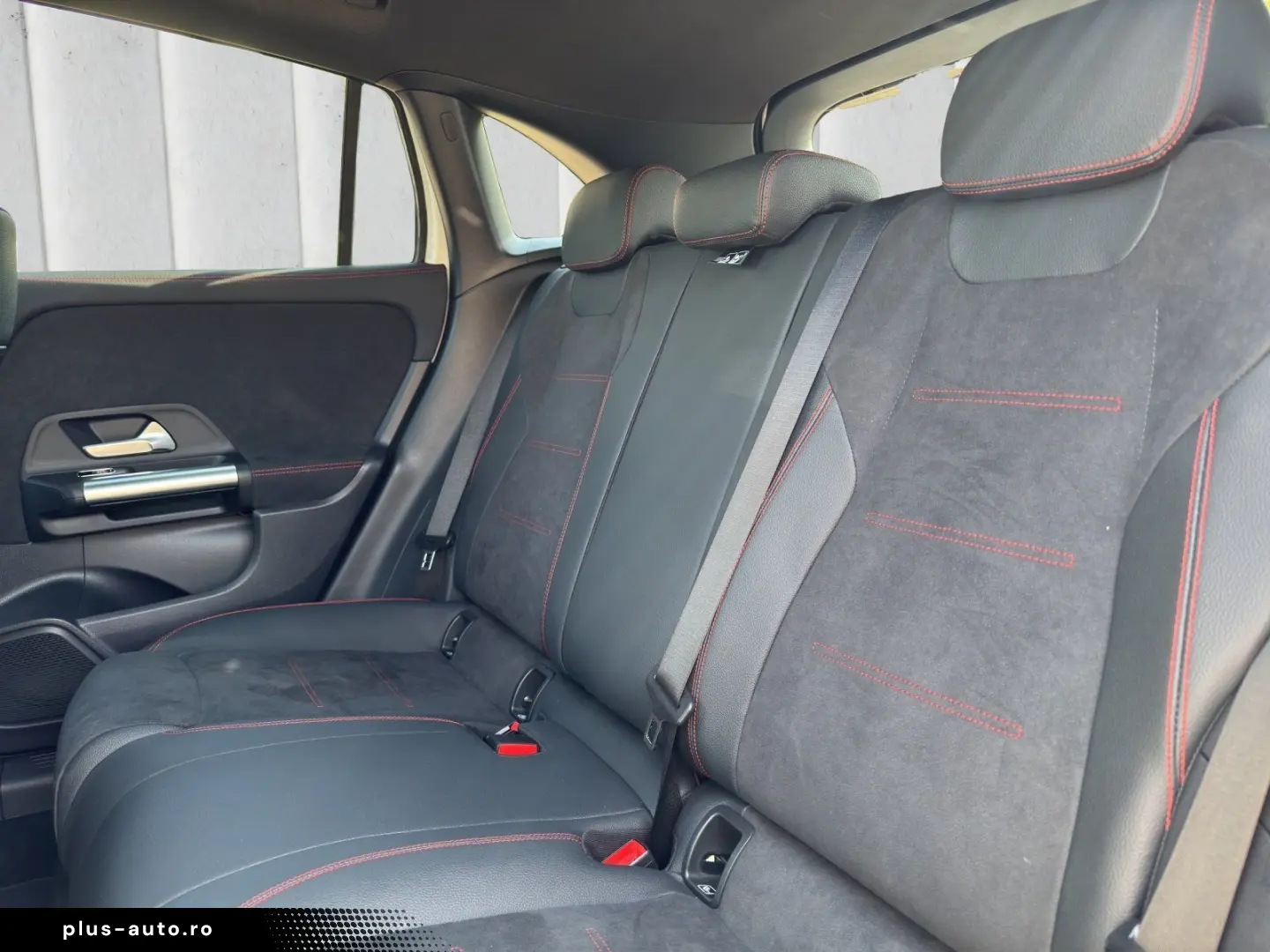 MERCEDES-BENZ GLA 220 d 4M AMG Night Panorama 360