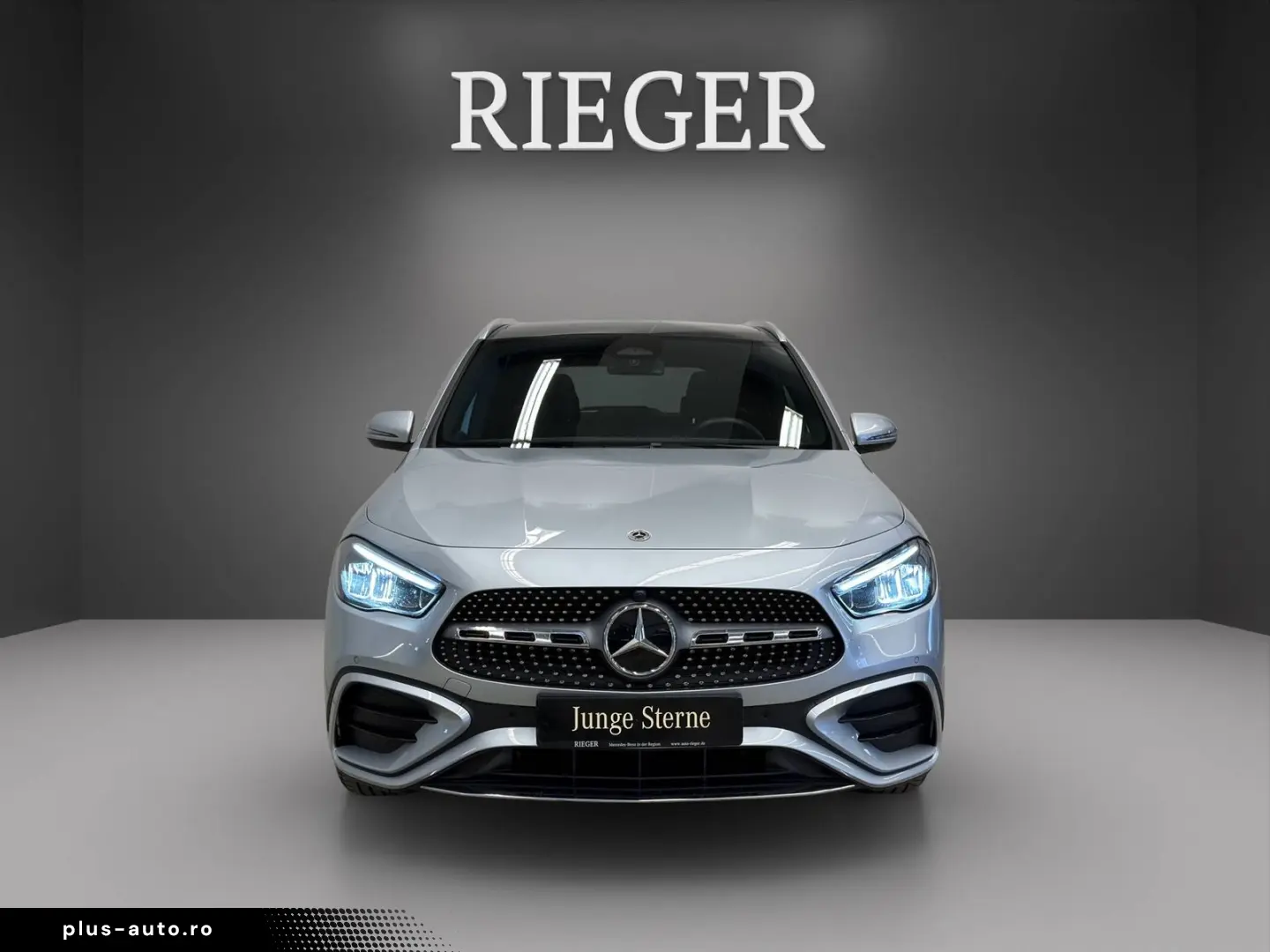 MERCEDES-BENZ GLA 220 d 4M AMG-PREMIUM PANO-SHD