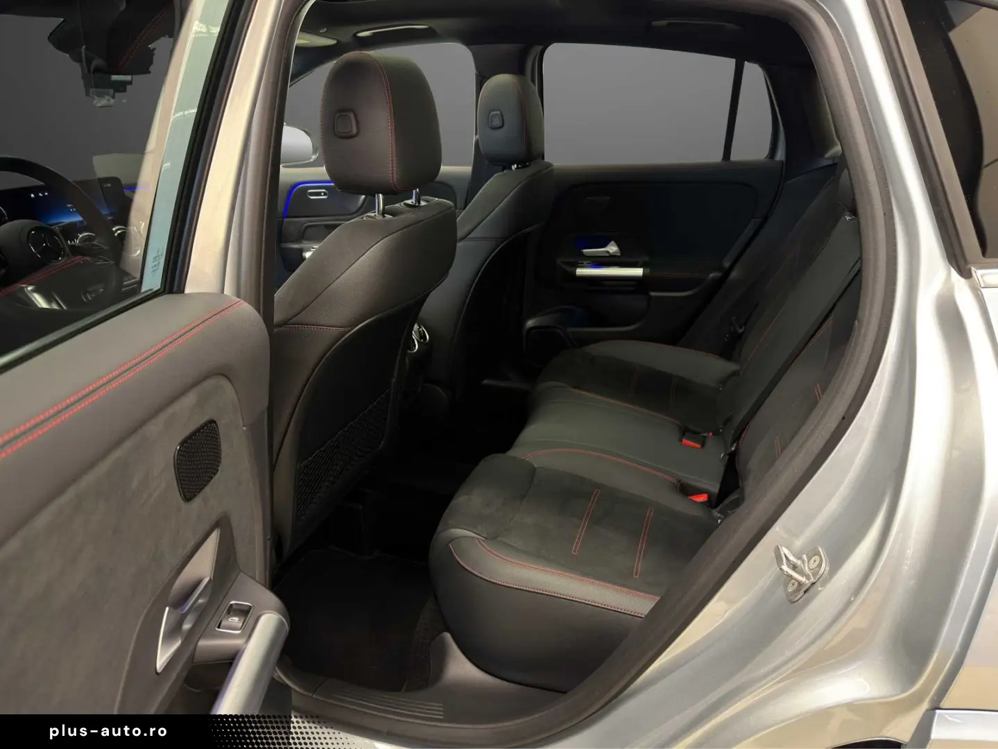 MERCEDES-BENZ GLA 220 d 4M AMG-PREMIUM PANO-SHD