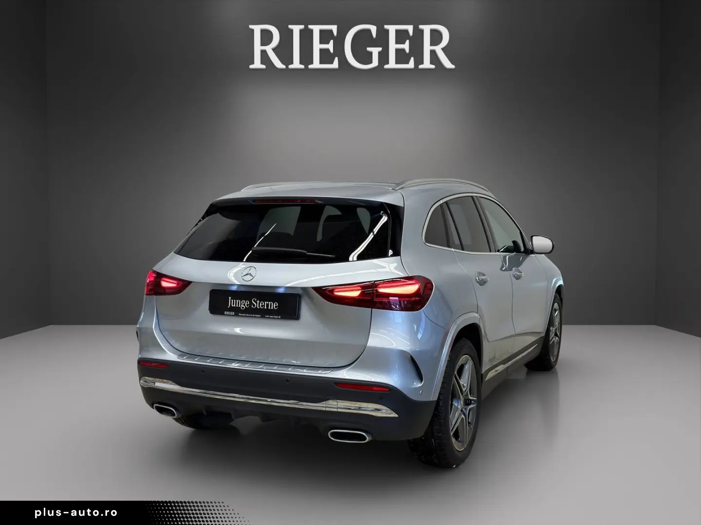 MERCEDES-BENZ GLA 220 d 4M AMG-PREMIUM PANO-SHD