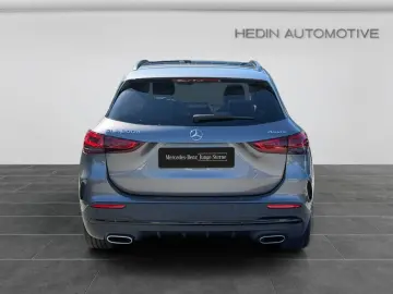 MERCEDES-BENZ GLA 200 d 4M AMG NIGHT PANO 360  KAMERA