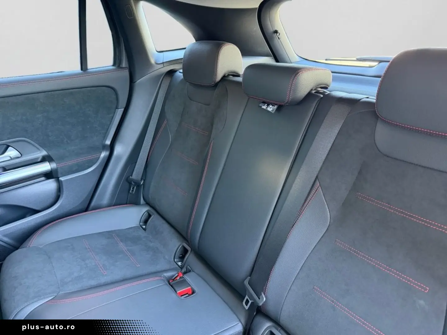 MERCEDES-BENZ GLA 200 d 4M AMG NIGHT PANO 360  KAMERA