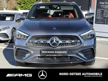 MERCEDES-BENZ GLA 220 d 4M AMG PREMIUM KAMERA PANO