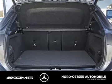 MERCEDES-BENZ GLA 220 d 4M AMG PREMIUM KAMERA PANO