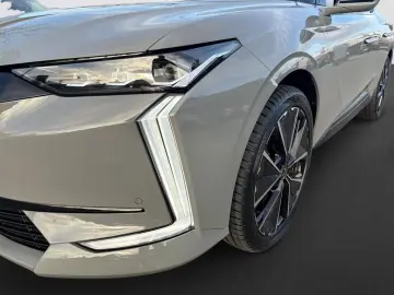 DS DS4 E-Tense La Première 225