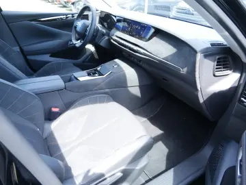 DS DS4 PureTech 130 Performance Line PDC KAMERA LED