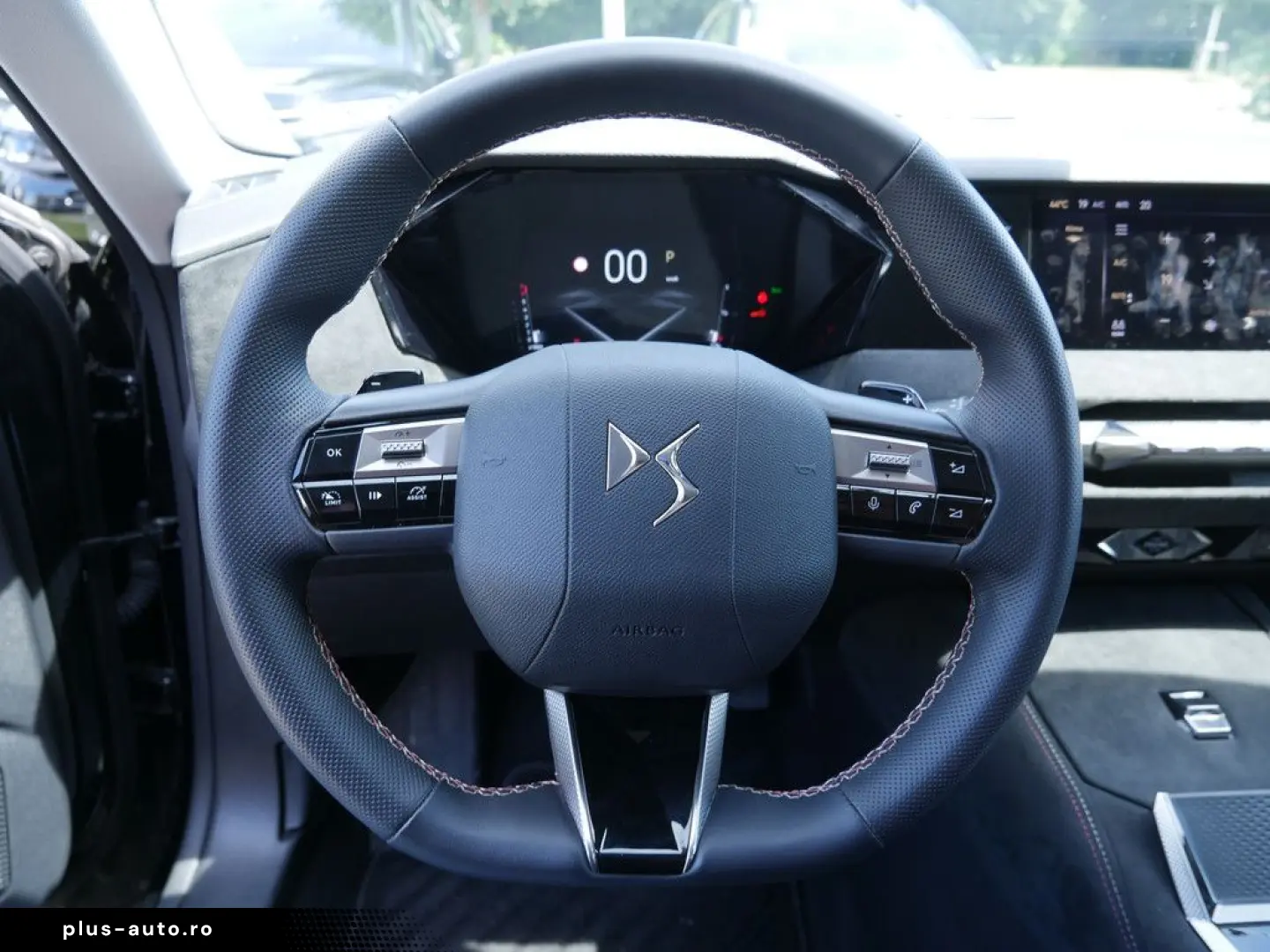 DS DS4 PureTech 130 Performance Line PDC KAMERA LED