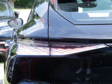 DS DS4 PureTech 130 Performance Line PDC KAMERA LED