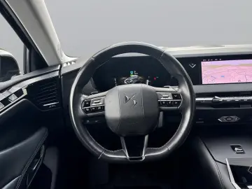 DS DS4 225 E-Tense Trocadero