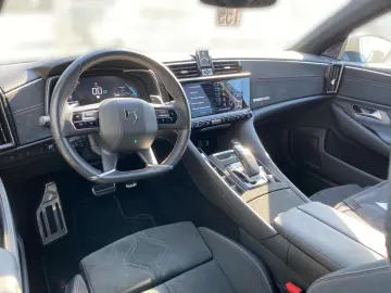 DS DS9 Performance Line   E-Tense 225