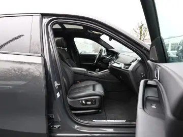 BMW X6 50i PANO AHK HUD 360  LASER LED STANDHZ ACC