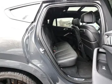 BMW X6 50i PANO AHK HUD 360  LASER LED STANDHZ ACC