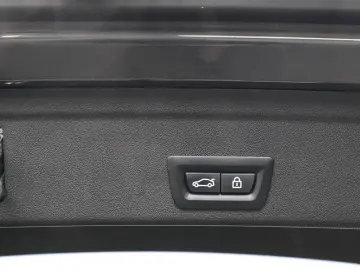 BMW X6 50i PANO AHK HUD 360  LASER LED STANDHZ ACC