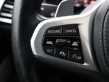 BMW X6 50i PANO AHK HUD 360  LASER LED STANDHZ ACC