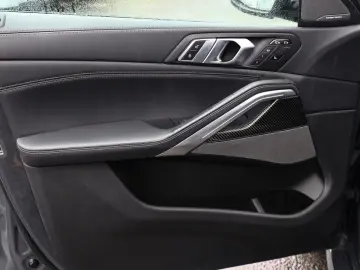 BMW X6 50i PANO AHK HUD 360  LASER LED STANDHZ ACC