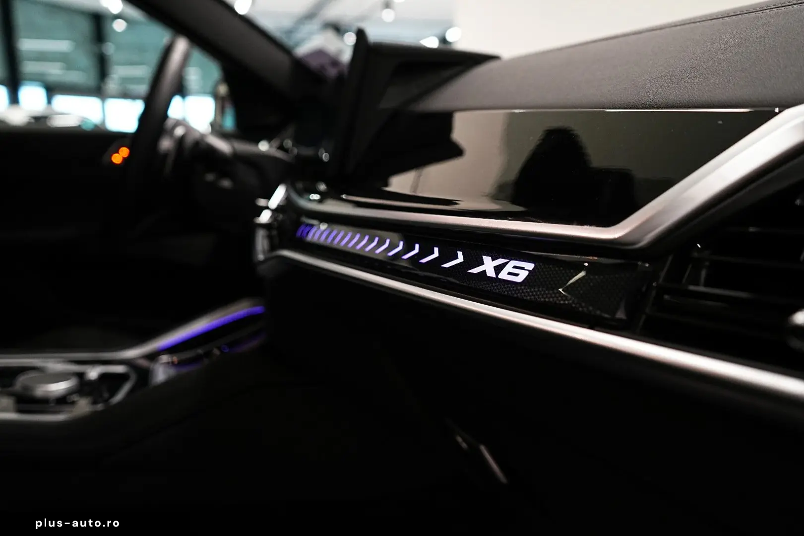 BMW X6 30d M-PAKET HUD SOFT MASAG MEMO 3D LASER H&K