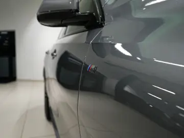 BMW X6 30d M-PAKET HUD SOFT MASAG MEMO 3D LASER H&K