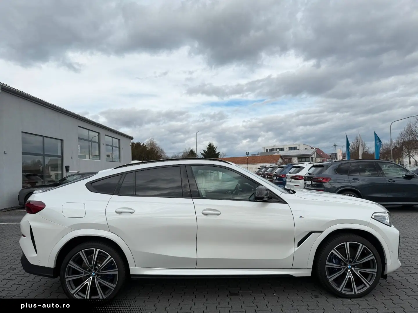 BMW X6 40xd MSPORT INDIVIDUAL 360 ACC HUD LASER AHK