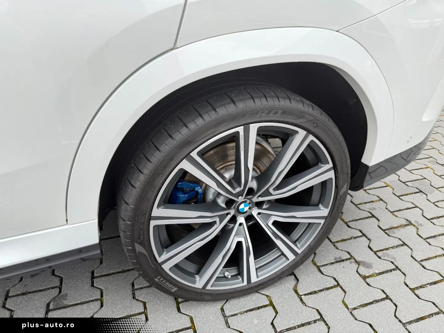 BMW X6 40xd MSPORT INDIVIDUAL 360 ACC HUD LASER AHK